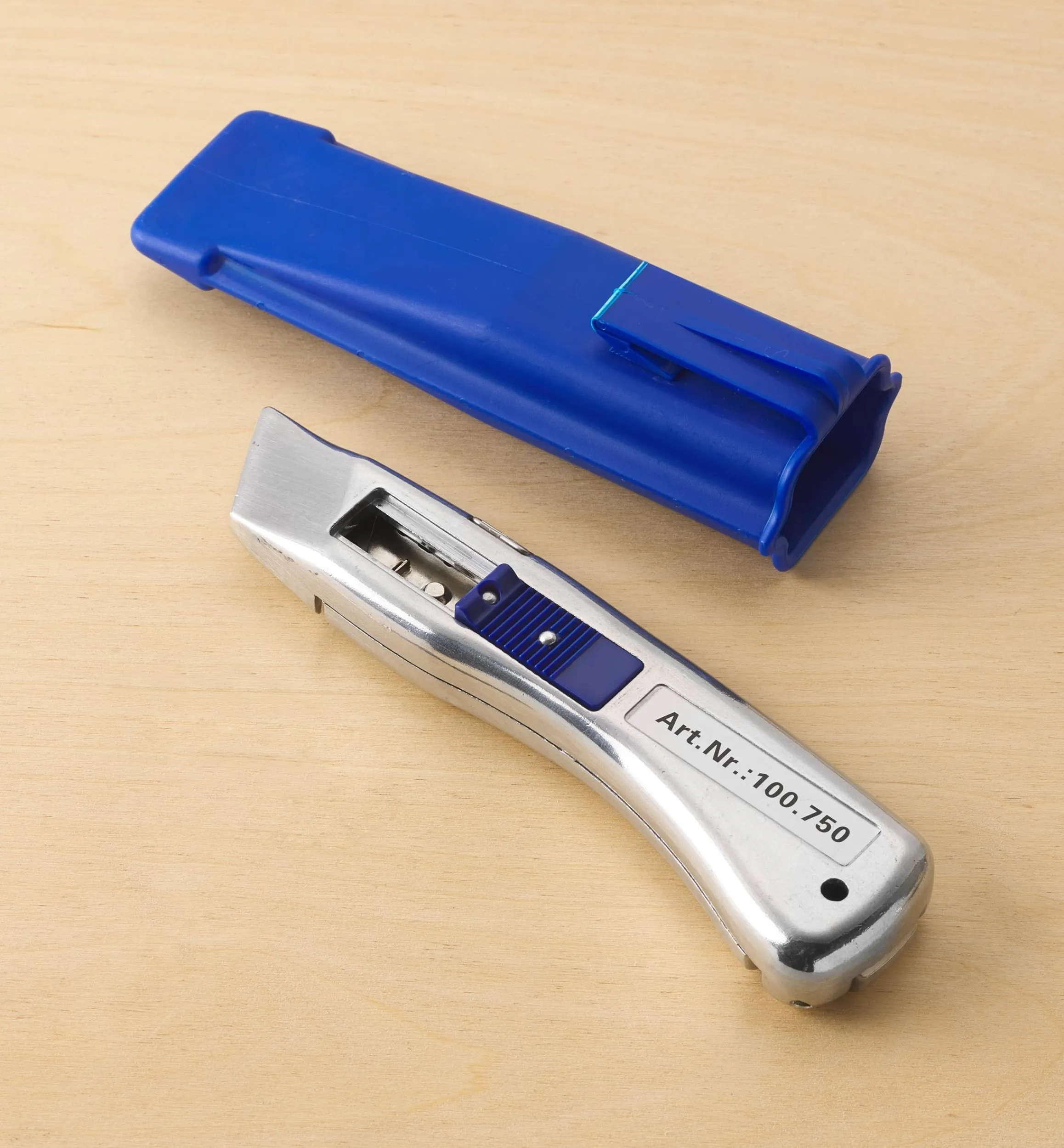 Knives>Lee Valley Delphin 2013 Retractable Knife With Holster