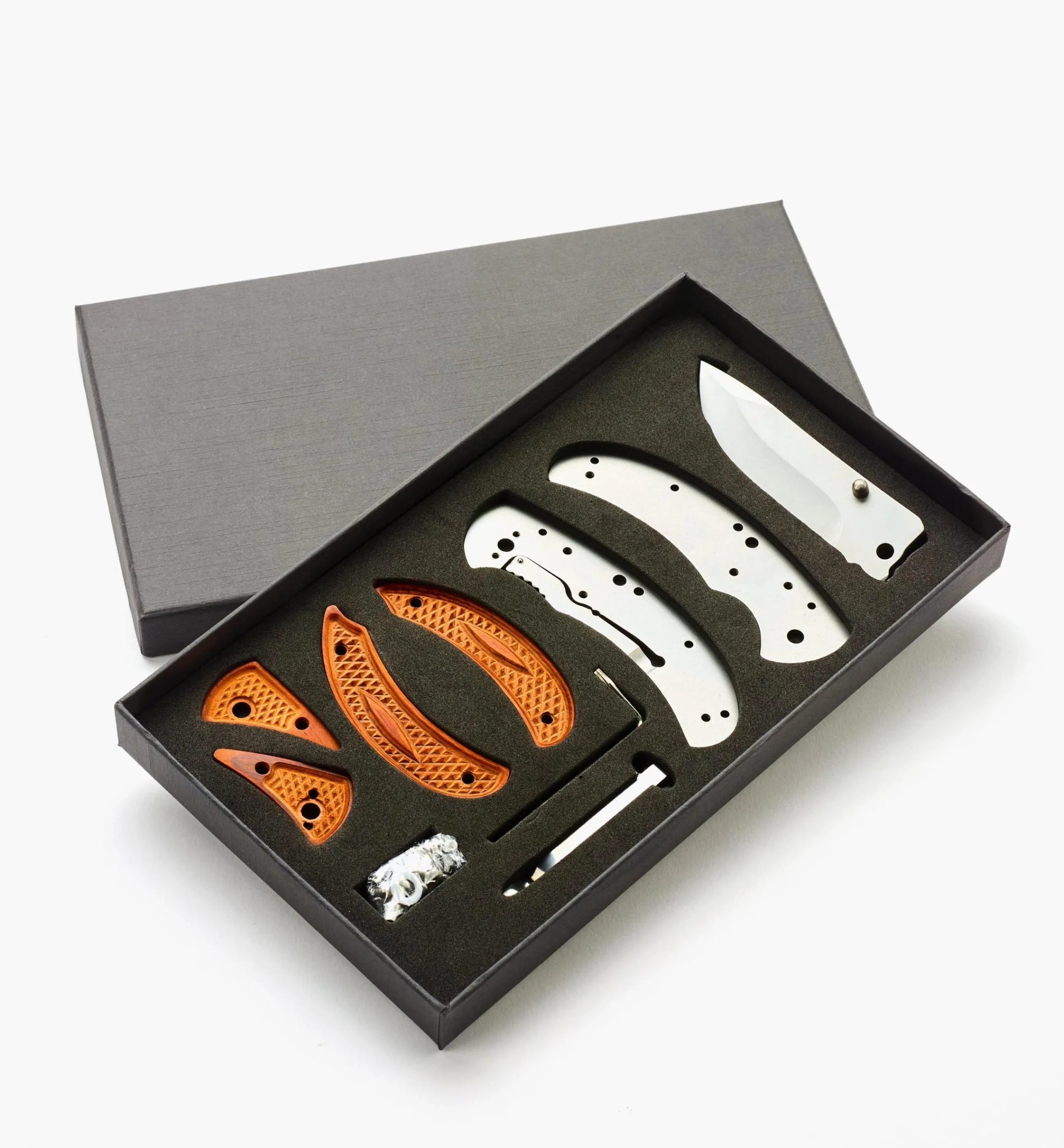 Knives>Lee Valley Frame-Lock Folding Knife Kit