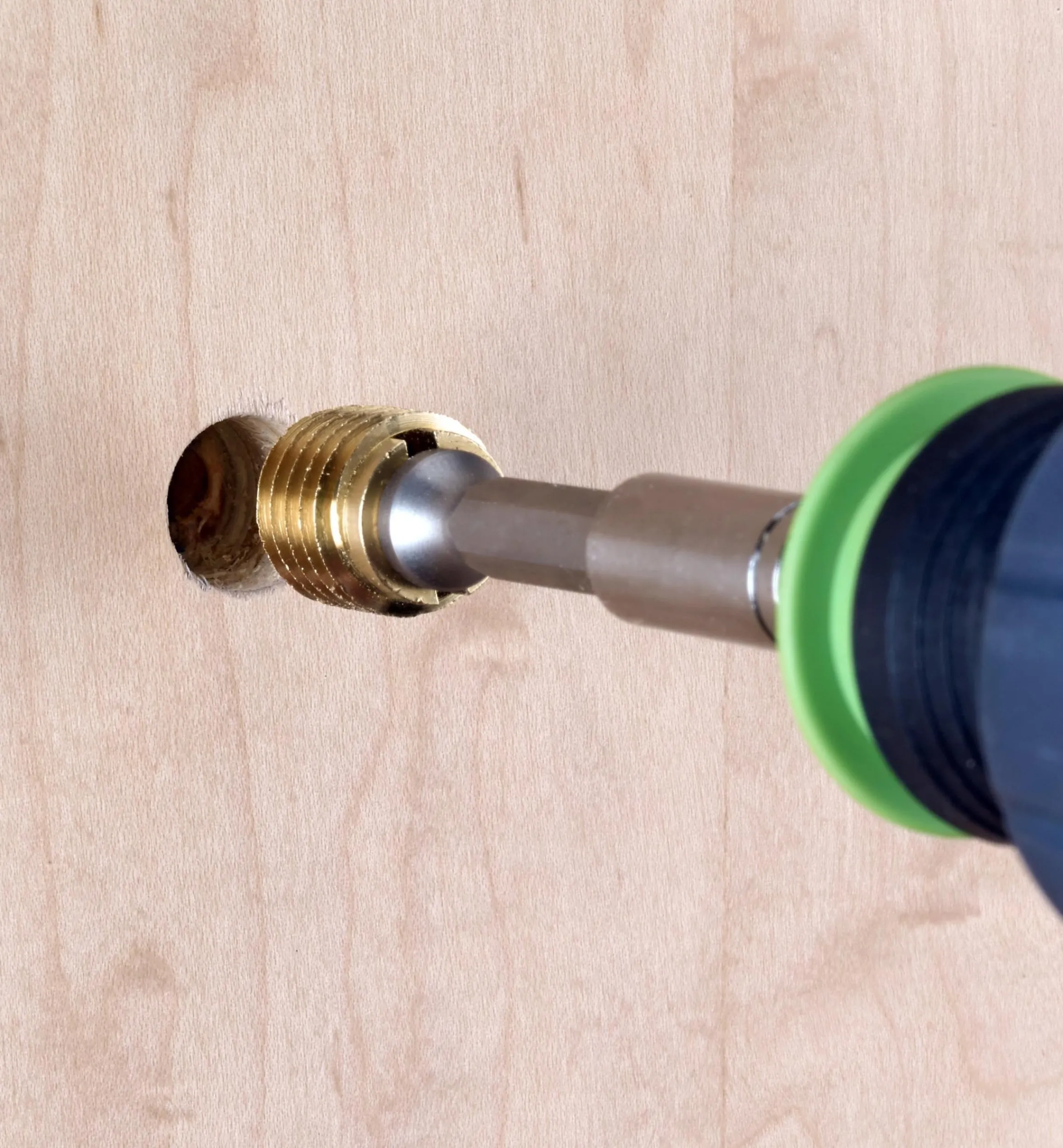 Screwdrivers>Lee Valley 1/4-20 Insert Nut Driver