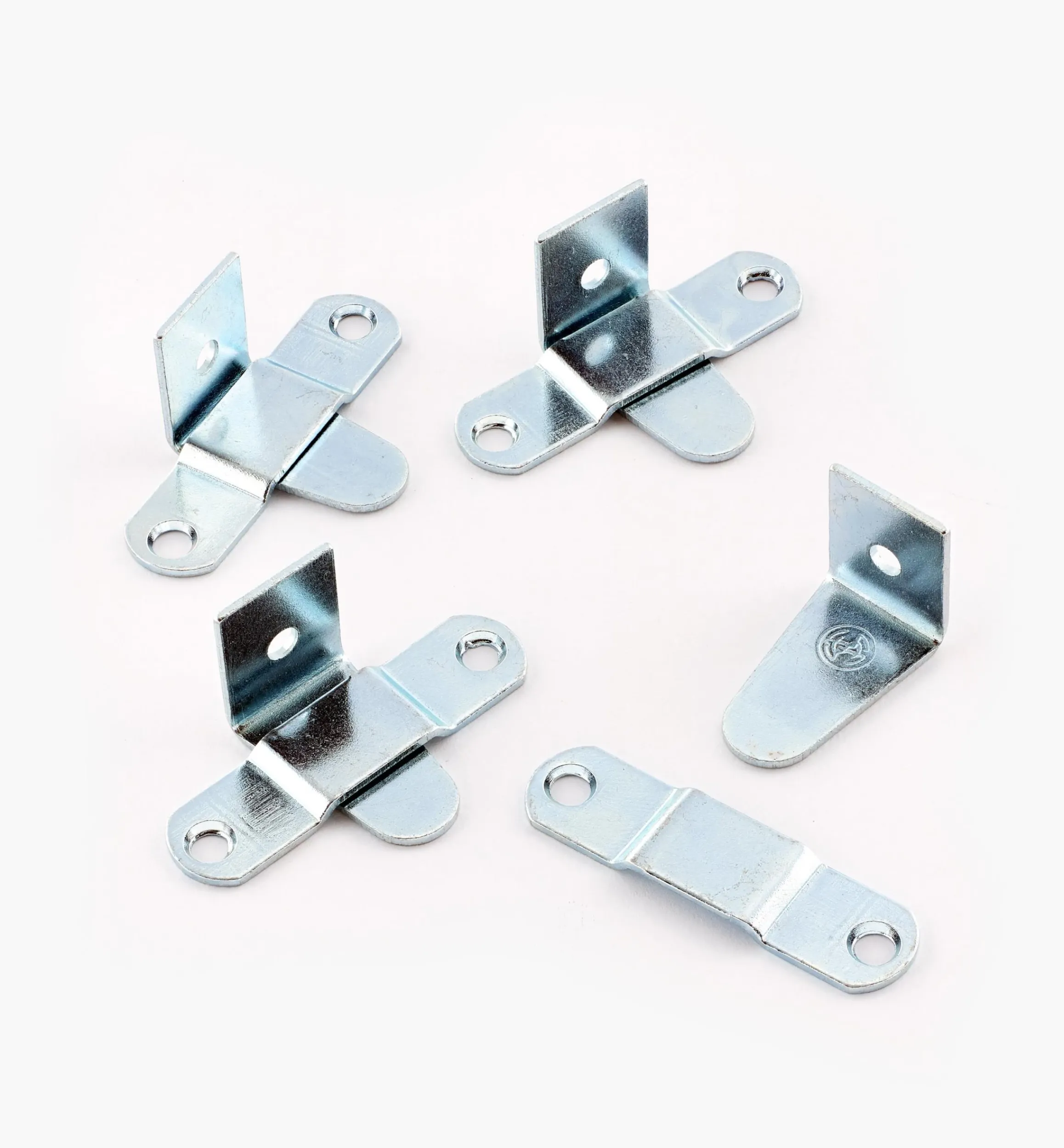 Hangers>Lee Valley Shelf And Valance Hangers