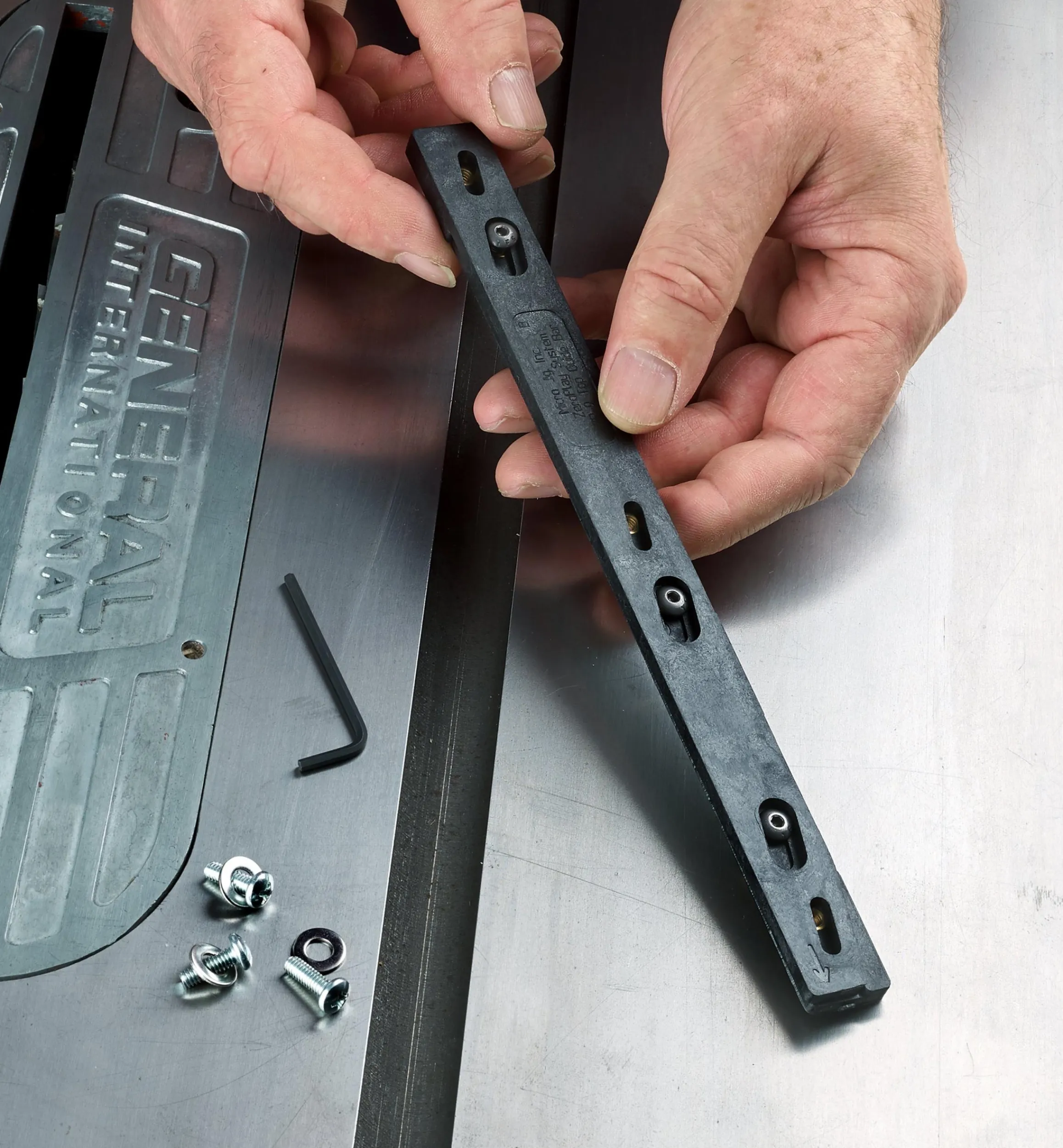 Jigs, Guides & Fixtures>Lee Valley Zeroplay Miter-Slot Slider Bars